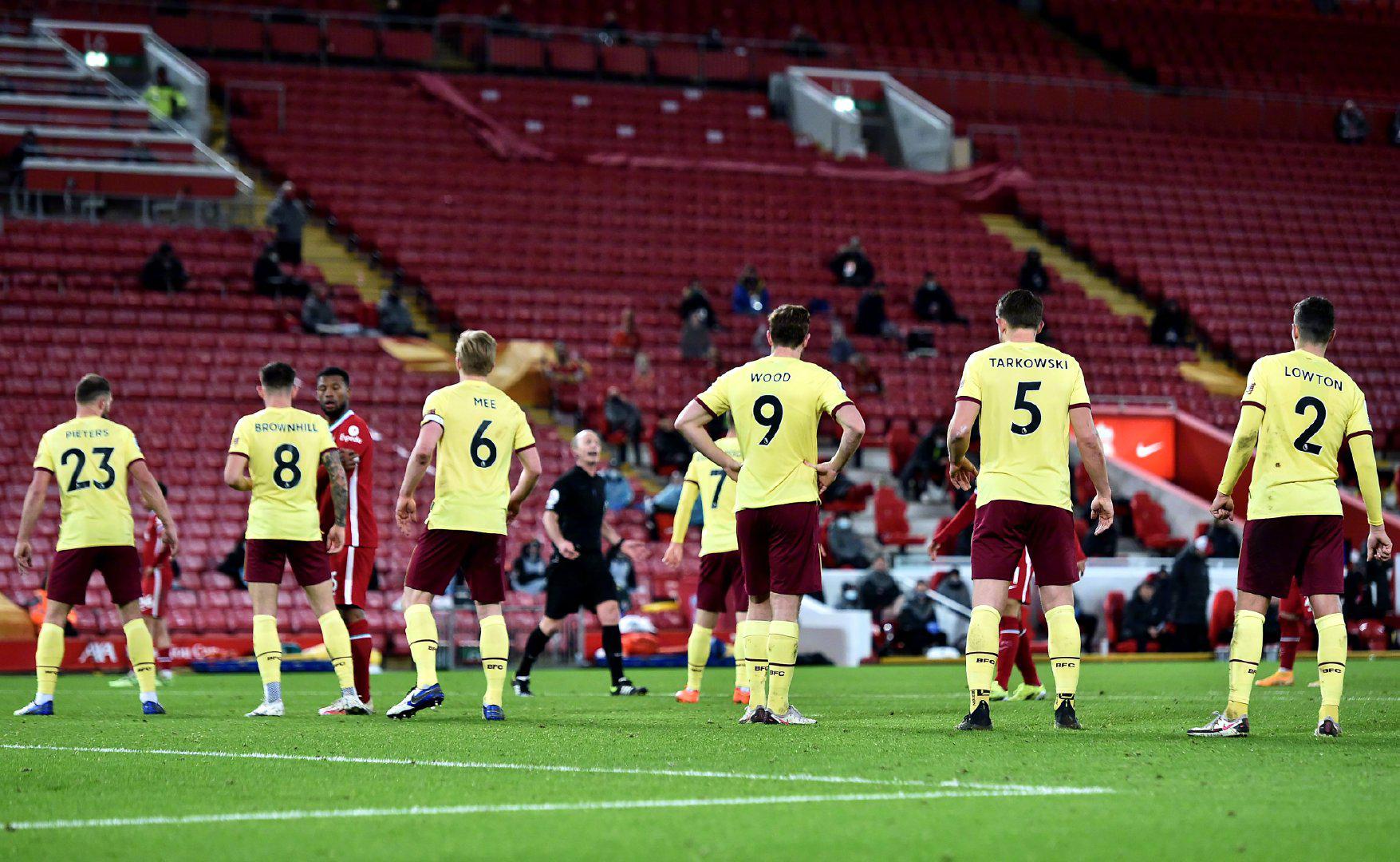 前所未有的 前所未有的