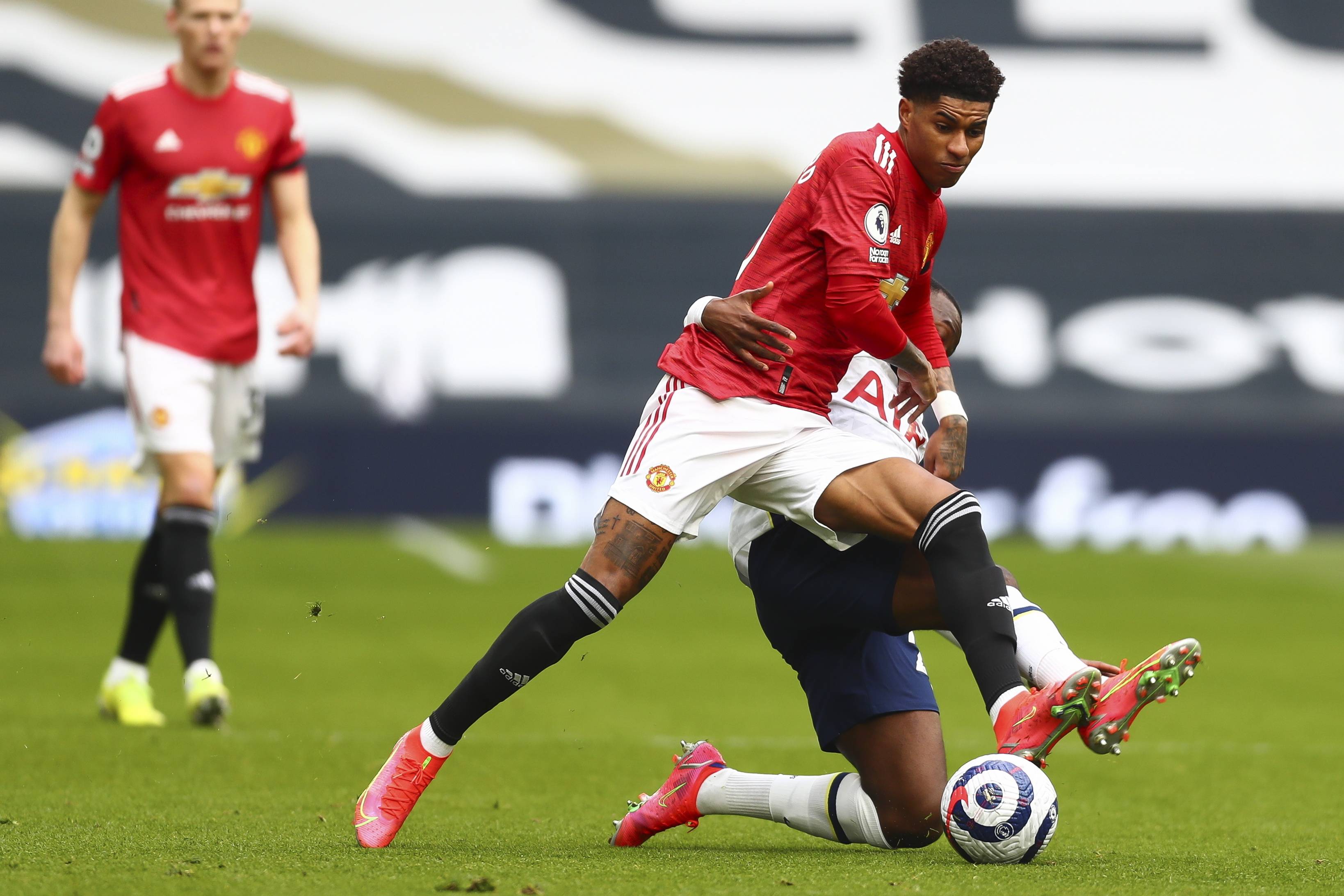 拉出中路三 拉出中路三